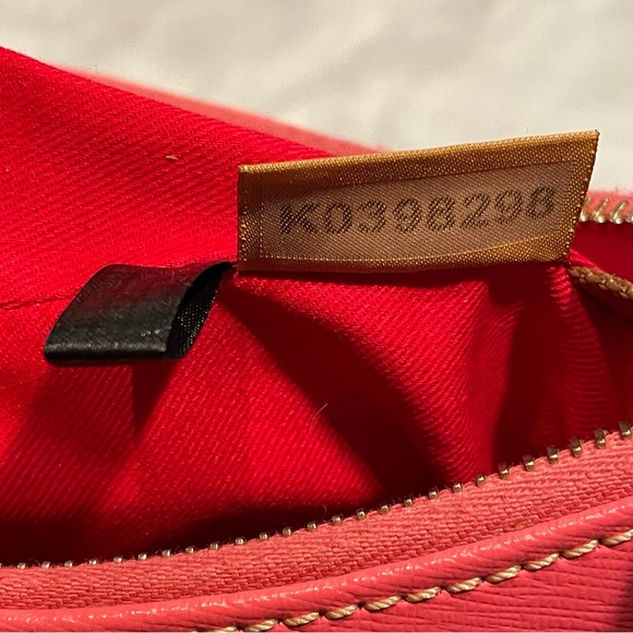 Dooney & Bourke 2 pc Saffiano Hobo & Wristlet - Picture 5 of 14